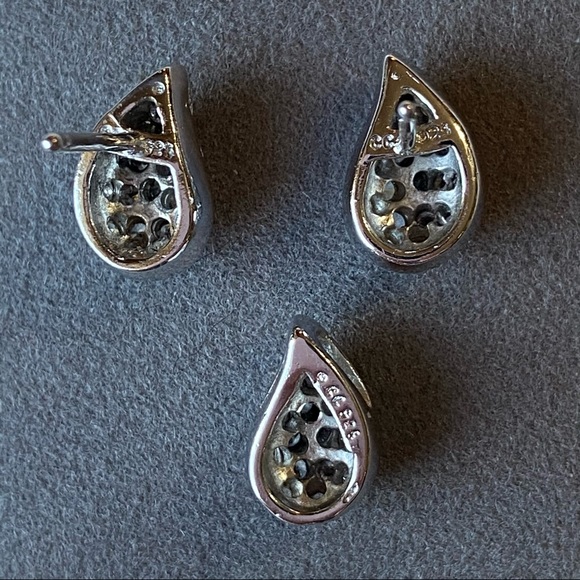 ⚡️Host Pick⚡️Elegant Sterling Pave Simulated Diamond Teardrop 3 PC Set - Picture 5 of 8